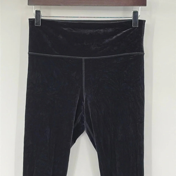 Athleta Elation Ultra High Rise Tight in Black Velvet - Size Medium - Picture 3 of 6